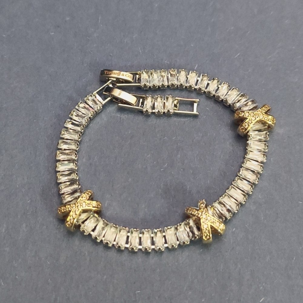 Zirconia Crystal Bracelet
